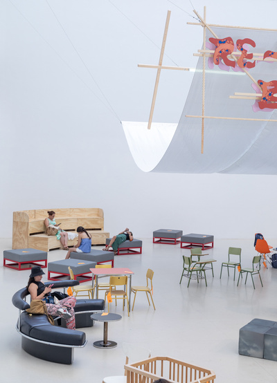 Re-existencias bayanihan